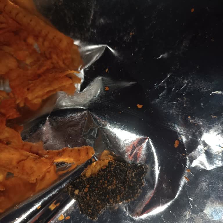 Patos Cipsinde Beklenmedik Siyah Madde Şoku