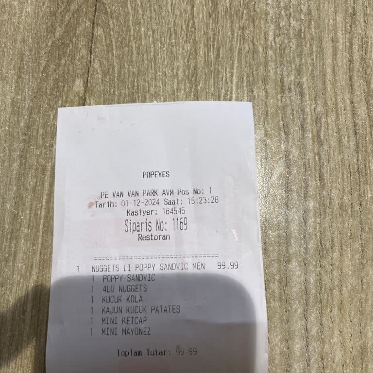 Popeyes'ta Uzun Bekleme Süresi