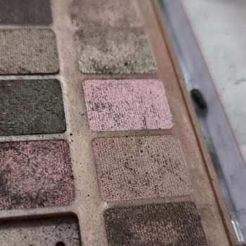 Maybelline Far Paleti Hayal Kırıklığı