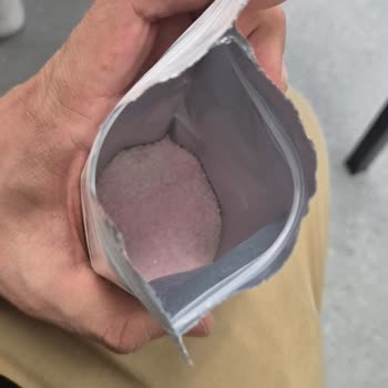 Hatalı Paketleme: Çikolata Aromalı Toz İçecek Yerine Çilekli Toz