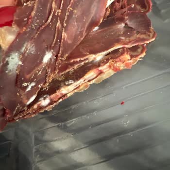 Son Kullanma Tarihi Geçmemiş Ürün Küflü Çıktı