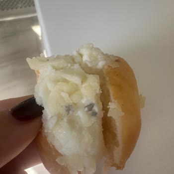 Küflü Peynirli Poğaça Şoku