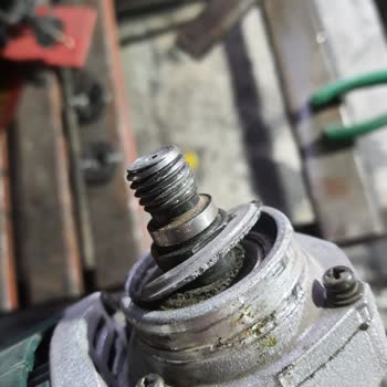 Kalitesiz Ürün Ve Yetersiz Servis Deneyimi