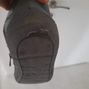 Aldığım Botun Hızla Aşınması Ve Güven Kaybı