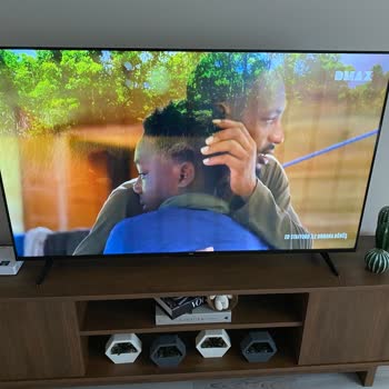 BİM'den Aldığım TCL Televizyonun Ekran Sorunu Ve Müşteri Hizmetlerine Ulaşamama