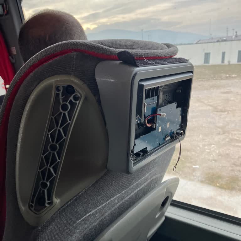 Lüx Aydın Turizm Otobüs Arızasından Dolayı Yolda Kaldık!