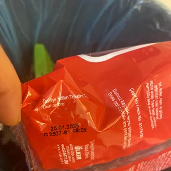 Ülker Krakerde Kurt Şikayeti