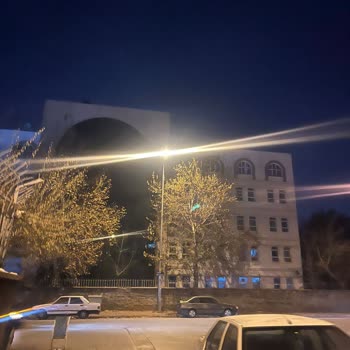 İphone 13 Gece Çekimlerinde Lens Flare Sorunu