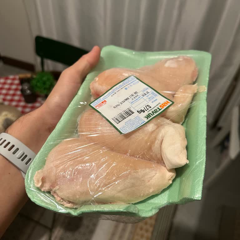 Bozulmuş Tavuk Ürünü Ve Güvenlik Endişesi