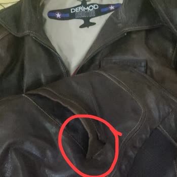 Deri Montlarda Kalite Sorunu Ve Mağaza İlgisizliği