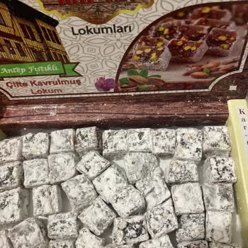 Ambalajla İçinden Çıkan Lokumun Alakası Yok!
