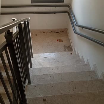 Deprem Konutlarında Yaşam Mücadelesi