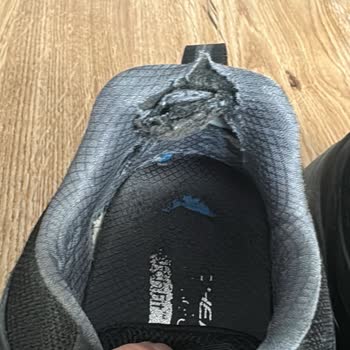 Skechers Ayakkabı Kalitesizliği Ve Garanti Sorunu