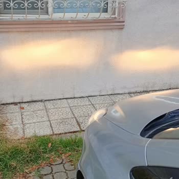 Bozuk Far Ve İlgisiz Servis: Trafik Kazası Sonrası Hayal Kırıklığı