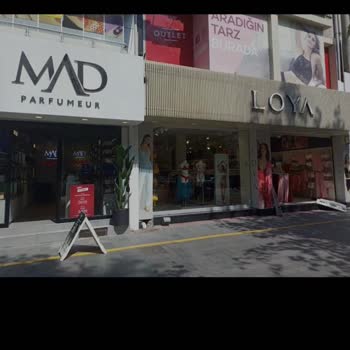 Parfüm Önerisi İstemek Saygısızlıkla Sonuçlandı