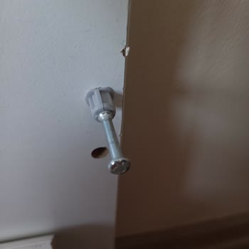 Eksik Vidalar Ve Ulaşılamayan Satıcı Sorunu