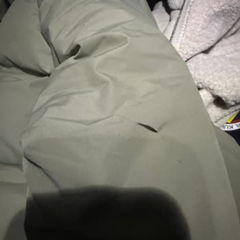 Zara'dan Aldığımız Montta Yırtık Sorunu