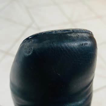 Nine West Ayakkabıda Erken Deformasyon Şoku!