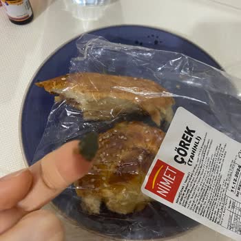 Tahinli Çörek İçinden Çıkan Taş Dişimi Kırdı!