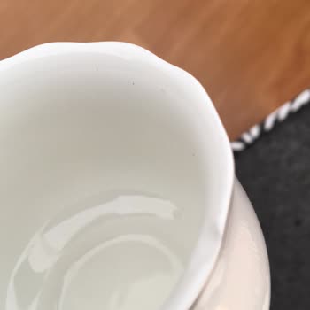 Trendyol'dan Aldığım Kırık Fincan Seti İçin Acil Değişim Talebi