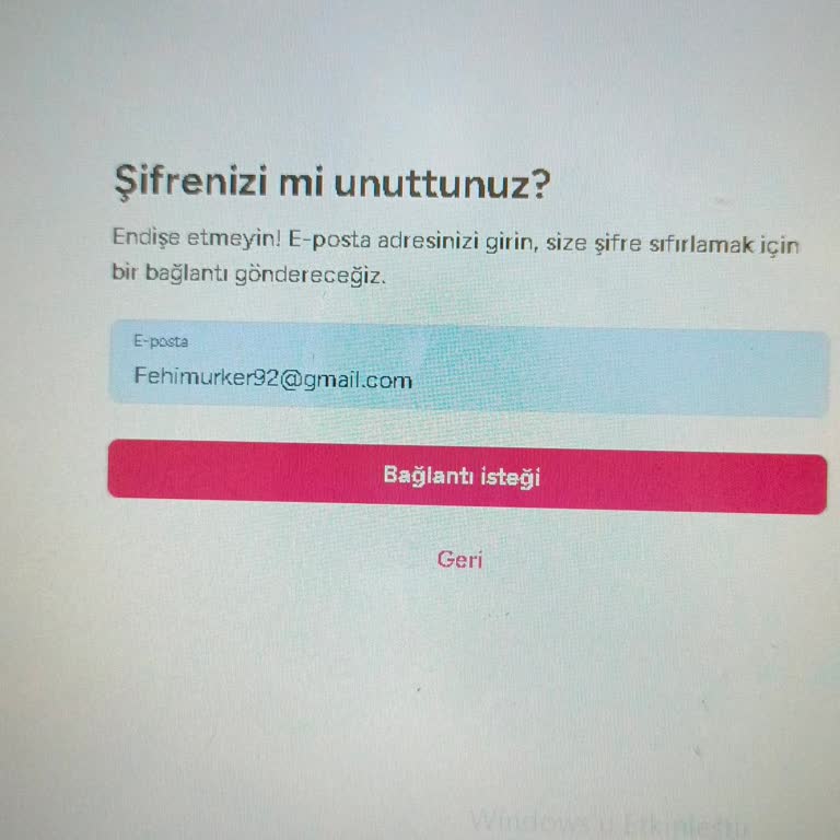 Sayfam Kapalı, Acil Yardım Bekliyorum!