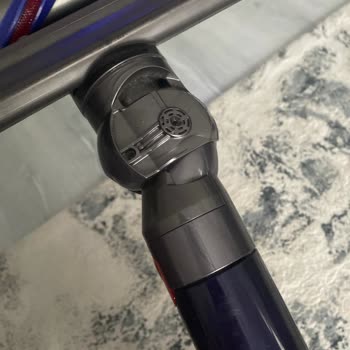 Dyson Süpürge: Dayanıksız Parçalar Ve Yetersiz Destek