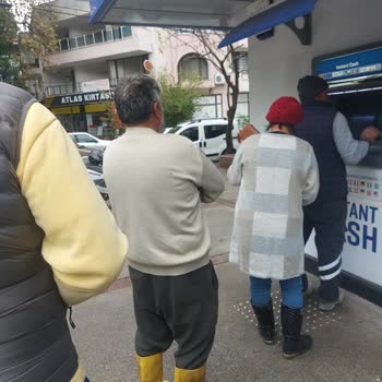 Köyceğiz Şubesi'nde Sürekli Bankamatik Arızası Ve Uzun Kuyruk Sorunu