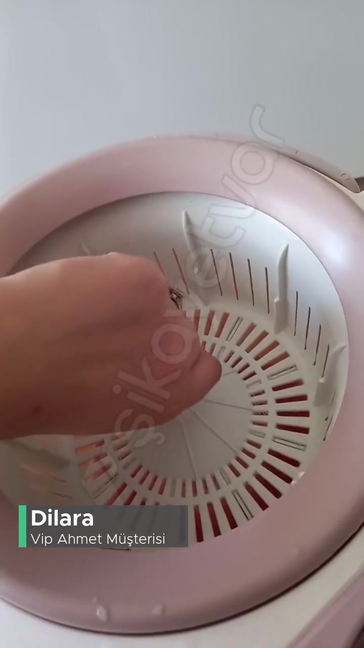 Vip Ahmet Mop Sıkacak Yeri Dönmüyor! videonun kapak resmi