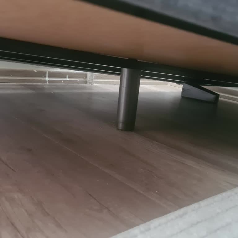 Kırılan Koltuk Bacağı Ve Garanti Sorunu