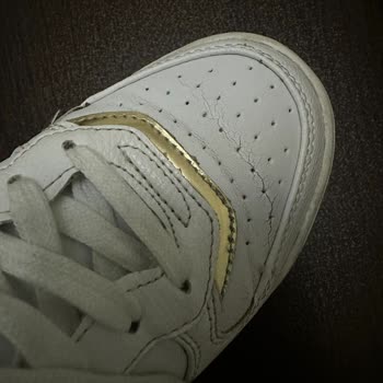 Kalitesiz Ayakkabı Ve İade Sorunu