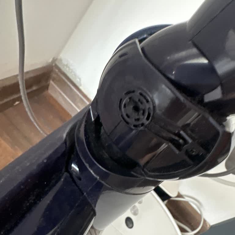 Dyson Süpürge Tekerleği Sorunu: Hatalı Üretim Ve Garanti Mağduriyeti