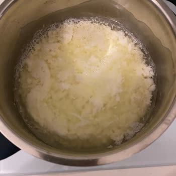 Bozuk Süt Ve İlgisiz Mağaza Personeli: A101'de Sağlık Tehlikesi