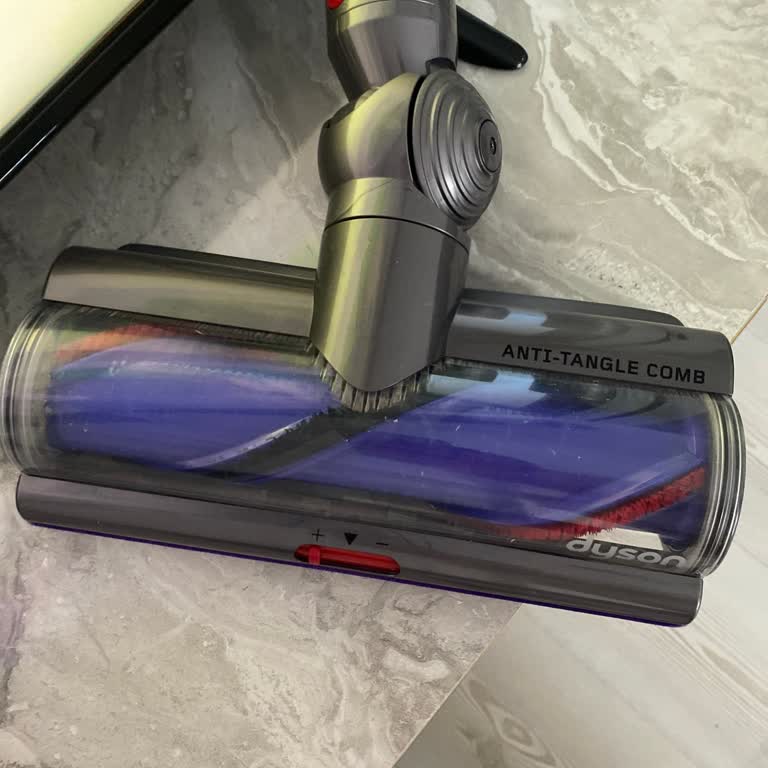 Dyson Süpürgemin Başlık Sorunu Çözülmüyor