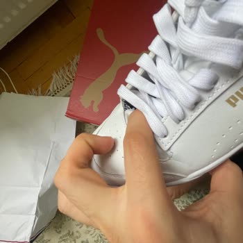 Puma Ayakkabıda Dikiş Problemi Ve Online Değişim Sorunu