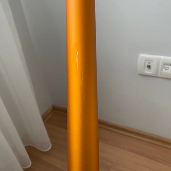Dyson Süpürge İle Beklenmedik Çizik Sorunu