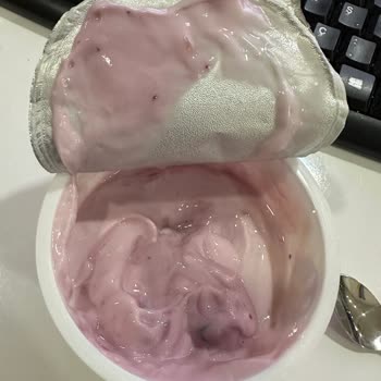 Yanlış Etiketlenen Ürünler: Çilekli Yerine Yaban Mersinli Quark Sorunu