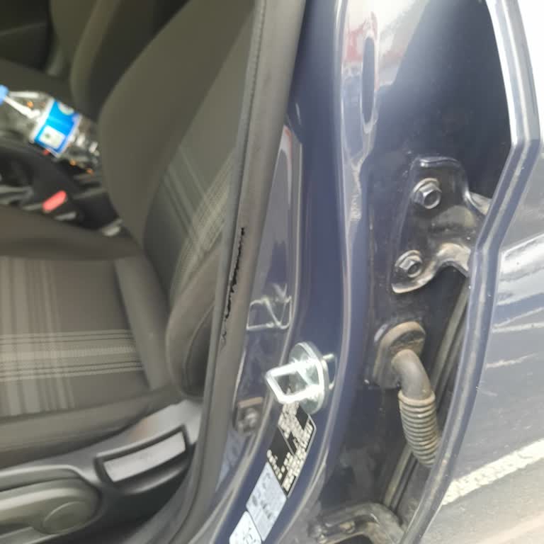 Hyundai İ20 Kapı Fitili Sorunu Ve Garanti İkilemi
