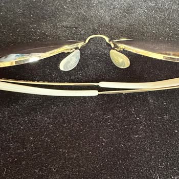 Prada Gözlük Tadilatında Renk Farkı Sorunu