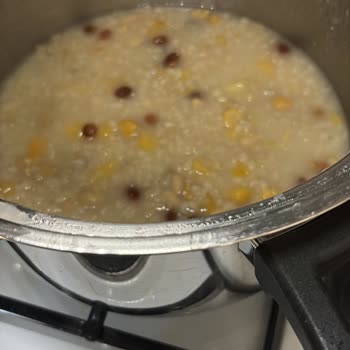 Taşlı Fasulye İle Aşure Hayal Kırıklığı