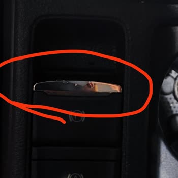 Skoda Servislerinin Garanti Çelişkisi Ve İletişim Eksikliği