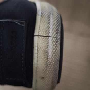 Dayanıklılığı Azalan Ayakkabılar: Docker'dan Açıklama Bekliyorum