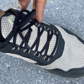 Skechers Ayakkabının Rahatsız Edici Dilleri Ve Yetersiz Müşteri Hizmetleri