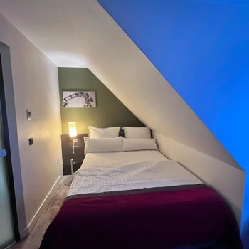 Booking.com Hotel Room Did Not Match Reservation – Requesting Refund