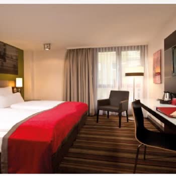 Booking.com Hotel Room Did Not Match Reservation – Requesting Refund