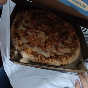 Sarımsak Kenar Pizza Siparişlerinde Sürekli Eksiklik