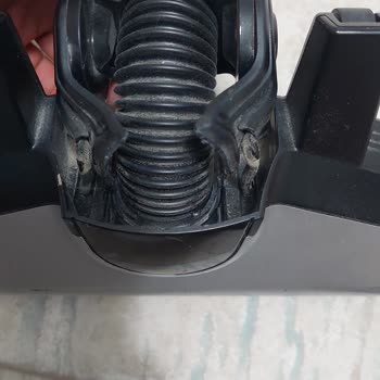 Bosch Dikey Süpürge Başlığı Kırılma Sorunu