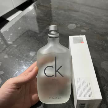 Calvin Klein Parfümde Büyük Hayal Kırıklığı: Sahte Ürün Şüphesi