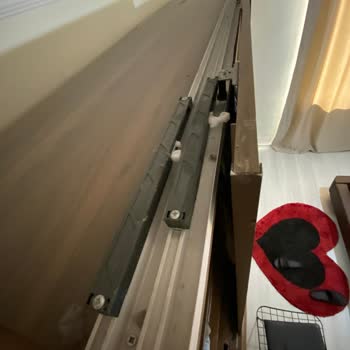 Dolap Sorunu Ve İlgisiz Servis: Müşteriyle Dalga Geçen Firma