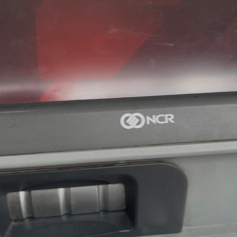 Ziraat ATM'si Paramı Yuttu Borcum Var Mağdurum