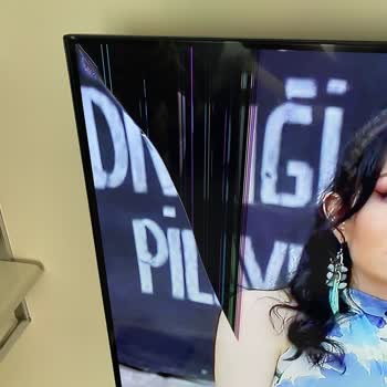 Kırık Televizyon Ekranı Ve İade Sürecinde Yaşanan Sorunlar